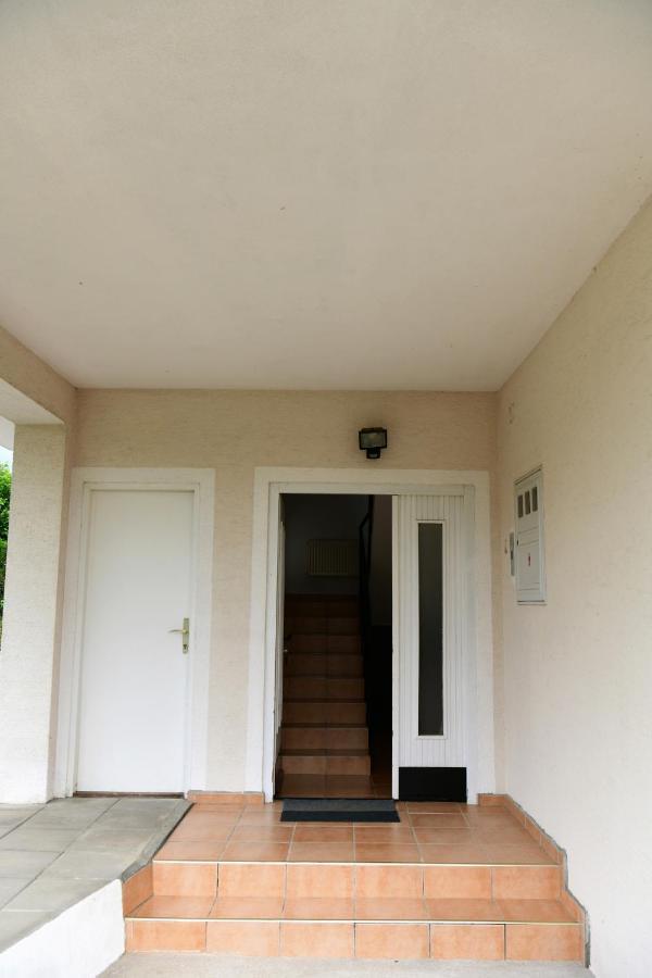Apartment Marija Zupan 拉科维察 外观 照片